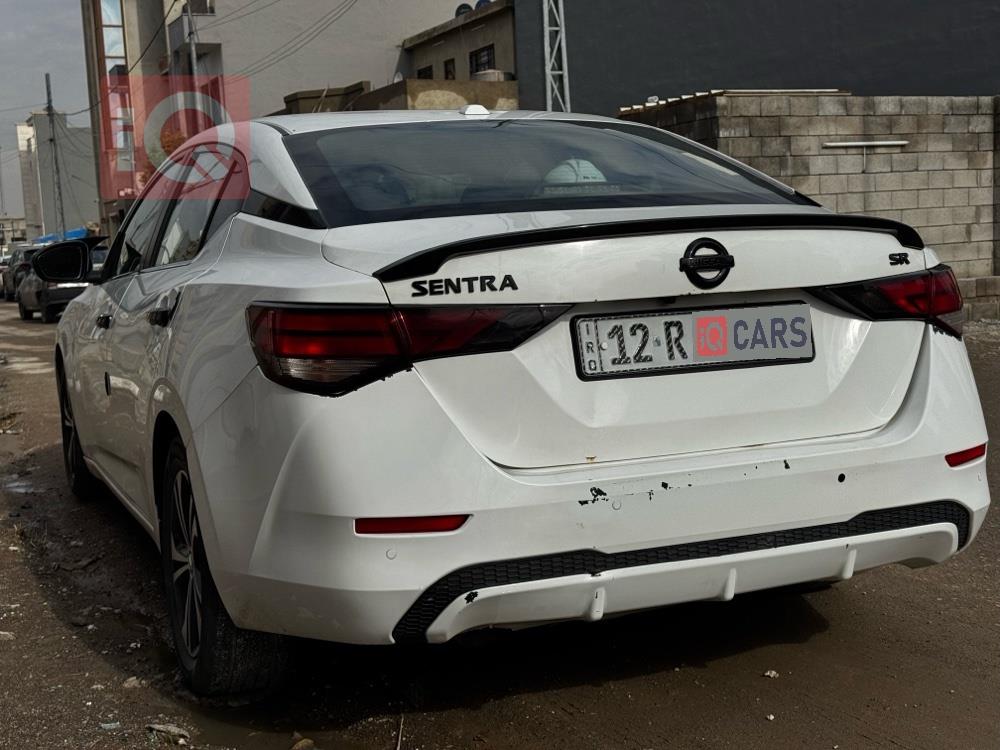 نيسان سنترا